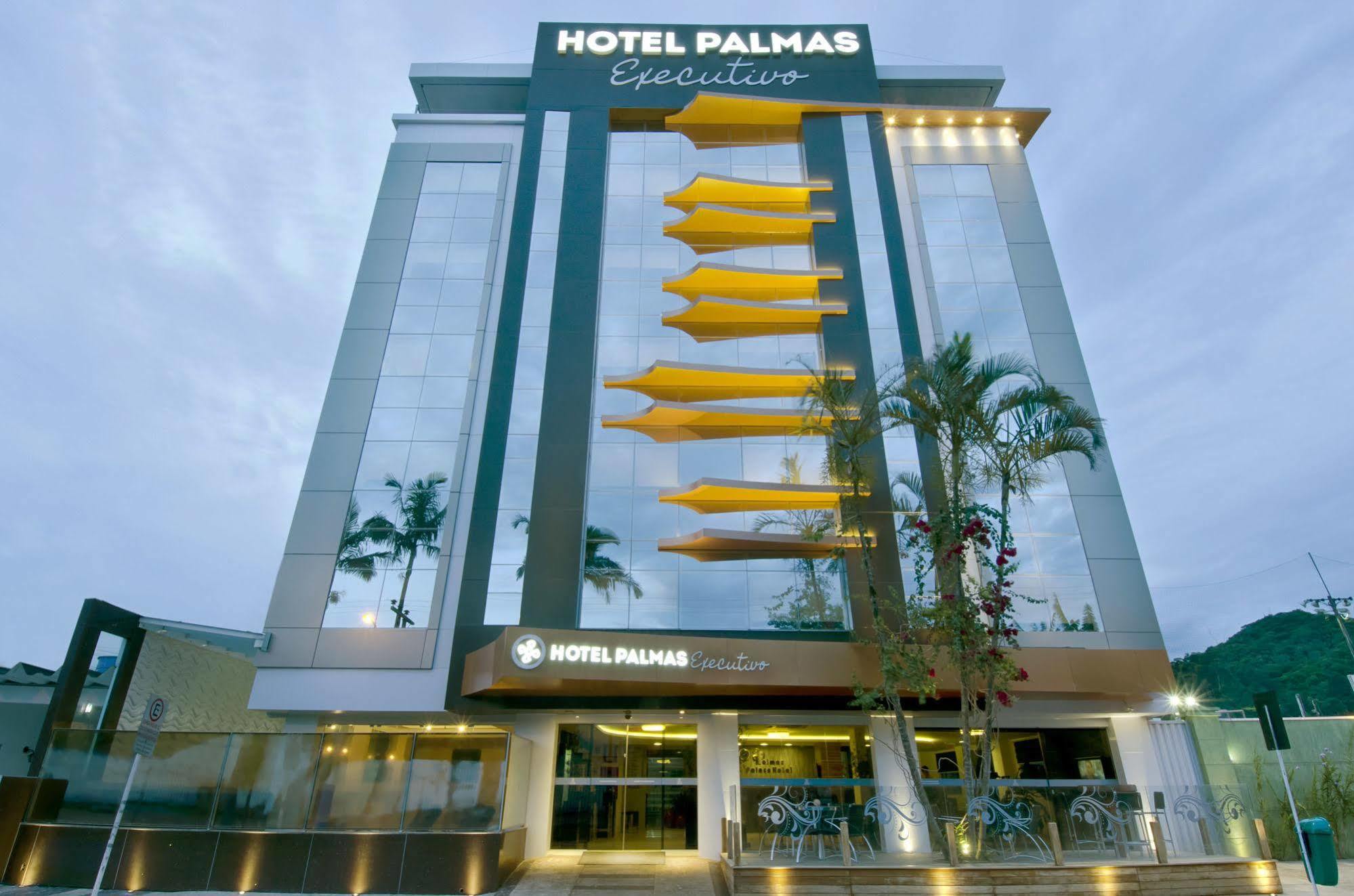 Hotel Palmas Executivo Balneário Camboriú エクステリア 写真